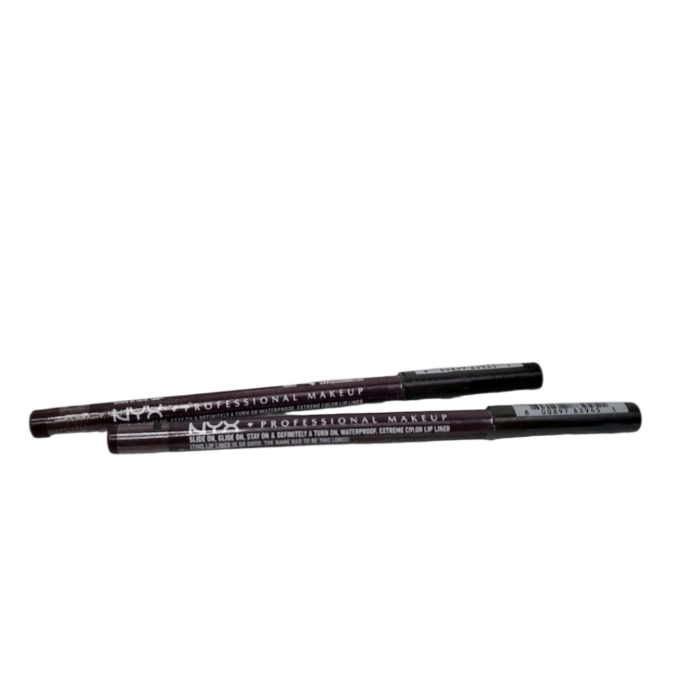 NYX Deep Plum Lip Liners